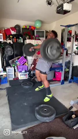 Recap from training back in TX. Go time at nattys in a week #BOUTDAT #shotput #thrower #70Feet #fyp #foryou #throwertok #trackandfield #athlete #lifttok