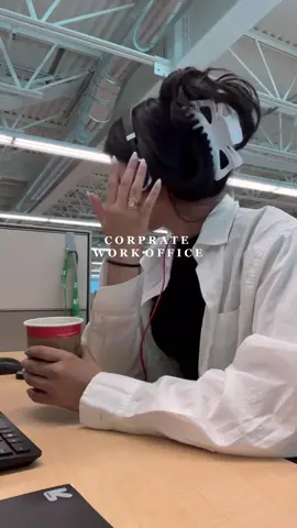 Work day #Vlog #vlogs #vlogger #vlogtiktok #work #worklife #workoffice #corporate #workvlog #workvlogs #workvlogger #aesthetic #aesthetics #aestheticvideos #workoutfit #fyp #fypシ #fypage #fypシ゚viral #workday #officetour #offcietime #friday #tired #tiredlife