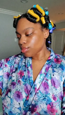 Always been THAT girl💅🏾✨️ ft. my Grandma's robe🕊💕 #CheetosReaperReactions #ItsGreatOutdoors #fyp #thatgirlaesthetic #blackgirltiktok #cleanmakeup #naturalhair #flexirods