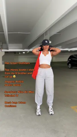 lil on the go fit. #OOTD #blackgirltiktok #blackgirlfashion #fashiontiktok #styleinspo #StreetFashion #StreetStyle #aritziaoutfits #nikeairmax #joggerstyle
