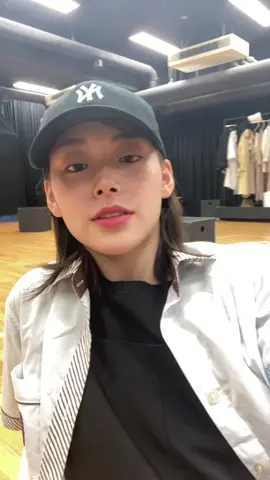 틱톡 찍는 거 들킴 ㅋ.ㅋ