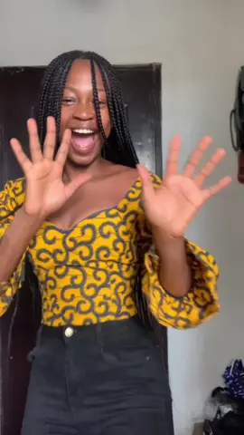 Hello my people🤗 so this is my entry for the @HOLLANTEX dance challenge 💃💃💃 if you know me you’ll know i love prints♥️ so support your girl by liking this video🤗 also do well to check out the hollantex official page on Instagram as well🤗 #dancewithhollantexchallenge #sewingyoutuber #sewing #sewingtiktok #nigeriantailor