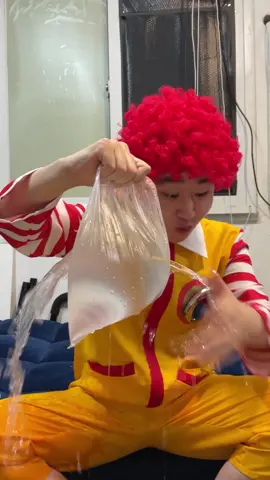 사회의 거짓말 모음1 #사회 #거짓말 #모음 #쓴맛 #ronaldo #clown #life #인생 #실전 #clown #광대 #추천 #fyp #magic #마술 #lie