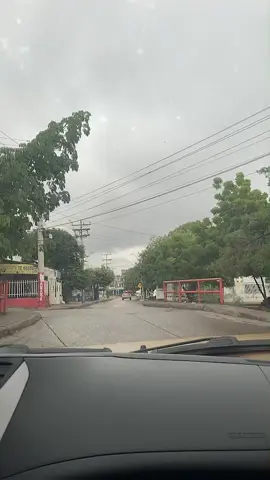 Que dia tan bonito… para seguir durmiendo. #jurado #elecciones #presidente #rainyday #cartagena #lloro #py #parati #foryou #fyp #bed