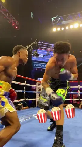 ONE YEAR AGO WE GOT THIS BANGER 🍿 #boxing #sports #ringside
