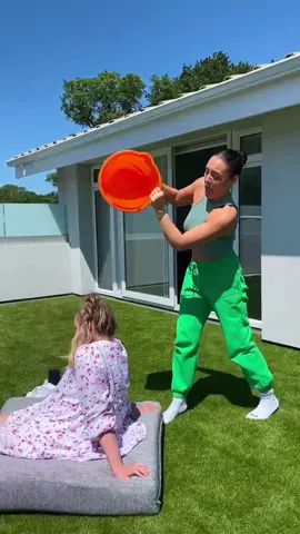 craziest girls on the planet 😂