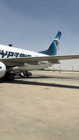 مطار القاهرة الدولي#الصعيد_يا_دولة #ثقه_في_الله_نجاح #الريف #LiveForTheChallenge #pri #الصحراء #الاهلي_فوق_الجميع #portoii #parati