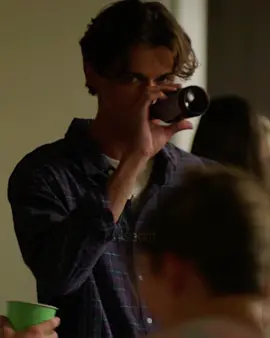 eye contact.. eye contacttt!! #niseditt #thesummeriturnedpretty #teamconrad #conradfisher #conrad #christopherbriney #tsitp #celly #bonrad #bellycorbyn #belly #lolatung