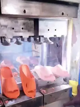 Plastic Shoes 👟 making 😍 #plasticmould #injectionmoldingmachine #taizhou #china #hassanplas