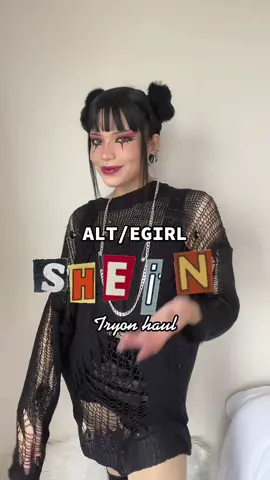 Intentando armar outfits lindos con cositas de @shein_official #sheinforall #SHEIN #altfashion #egirl #alternative #haul #tryon #chile #OOTD #outfits
