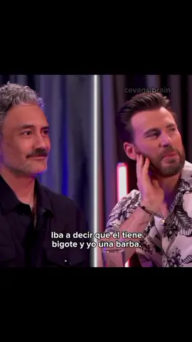 Responder a @mia_cabreramv sabemos que Chris prefiere barba 🤭 #chrisevans #taikawaititi #fyp #parati