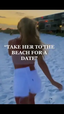 Big beach girl #fakebody #beach #Summer