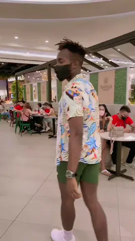 Dancerist talaga ako minsan😂😂😂 tawa sila Sa SM MOA foodcourt! #fyp #foryou #foryourpage #tiktok #trending