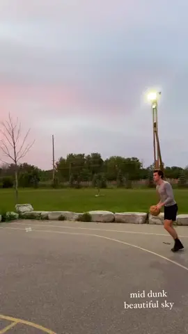 oh man 🛐 #shawnmendes #foryoupage #shawnmendesedit #basketball #sunset #Love