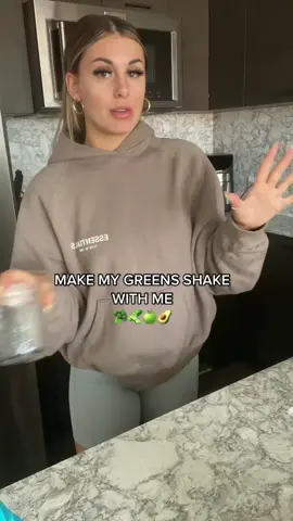 Drink ya greeens and eat ya greens too!! #greensshake #glutamine #guthealth #creatine #GymTok