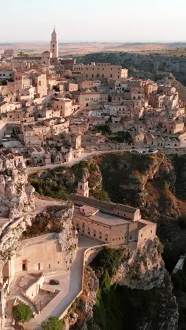 Sunrise over the ancient city of Matera Italy 🇮🇹 #italia #matera #italy #traveltok