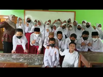 selamat tinggal kelas 5 udah jadi kelas 6 udah gak ketemu ibu indah lagi