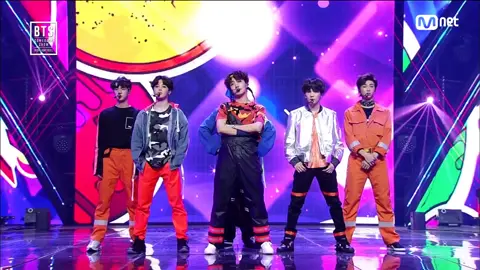 この曲聴くとテンション上がるよね(^ ^)#bts #jungkook #v #jimin #jhope #rm #suga #jin #army #bts_official_bighit #foryoupage #armybts #btsarmy #fyp #bantan #anpanman