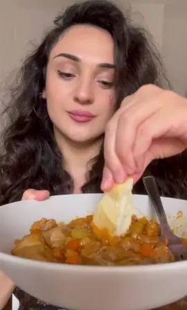Spezzatino di tacchino con patate 🫕(onion,carrot,pepper,turkey,potatoes)         #food#foodtiktok#spezzatino#ricetta#foodtutorial#italiancooking#italiancuisine#italiancucina#mealprep#explore#fyp#yemektarifi#Recipe#foodchallenge