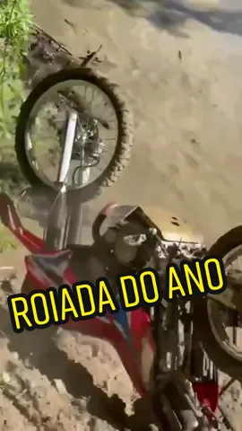 Filmagem por outro ângulo da roiada do ano prêmio 2022!quem será que leva? #roia #queda #offroad #honda #tornado #crf #trilha