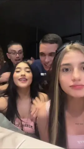 #leandroloaiza #lasapaaaaa #roncando #medellin #colombia #parati