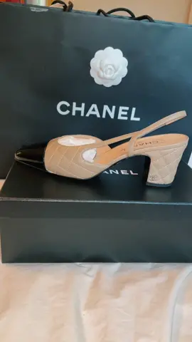 It’s the caviar leather and the stitching for me 🥵 #chanelcaviar #chanelshoes #chanelunboxing #luxuryhaul #luxuryunboxing #corporatelife #corporateshoes #officefit #fyp #foryou #foryoupage #StJudeDadPhotos #trending