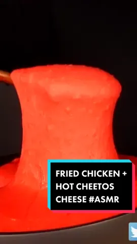 fried chicke. + hot cheetos stretchy cheese #fyp #mukbang #asmr #asmreating #hotcheetos #friedchicken