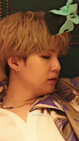 Suga : turu adalah best healing 😂 #jungkook  #suga