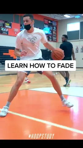 Some FADEAWAY FOOTWORK for you to focus on!!! #hoopstudy #LearnOnTikTok #basketballtraining #fyp #trainer