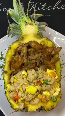 Bourbon Chicken & Shrimp Pineapple Bowl! #foodtiktok #bourbonchicken #pineapplebowls #fyp #foryoupage #trending