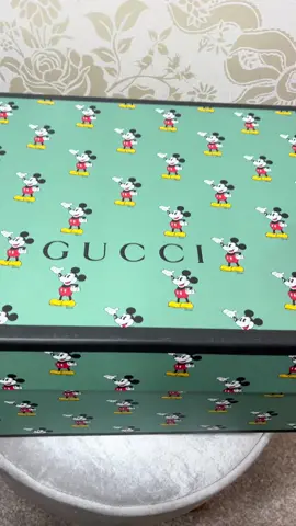 I couldn’t help myself, I love it 😍 #fyp #asmr #guccidisney #disneyuk #disneytiktok #asmrtiktok #unboxing #designerbagunboxing #gucci #asmrunboxing