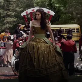 Doyou get deja vu? #fyp #thevampirediaries #theoriginals #foryoupage #legacies #katherinepierce #damonsalvatore #4u #viral #tvd #thevampirediariesedit #elenagilbert