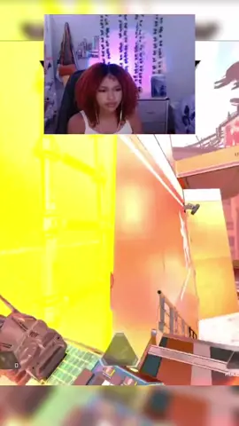 the faces i make when im focused🤢 #girlgamer #apex #apexlegends #apexlegendsgirl #apexlegendsclips #fyp #xyzbca
