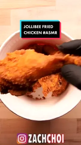 eating fried chicken from jollibee~ do u feel full or hungry after watching this? #fyp #mukbang #asmr #asmreating #eating