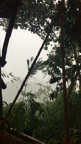 Ang sarap lng matulog kapag ganito 💚 #ulan #buhos #naturetiktok #rainraingoaway #sarap #matulog #perfectweather #duyan #foryoupage #fypシ #fyp #relaxingvideo #tiktok #heavyrain