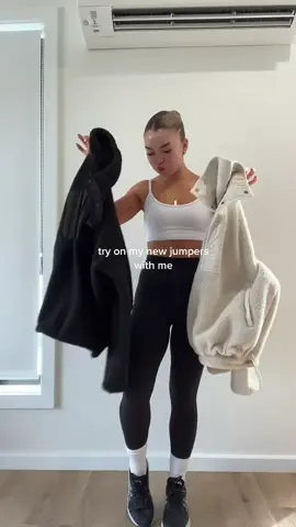 The cosy fleece is a winter ESSENTIAL #allfenix #tryon #OOTD #activewearhaul #grwm