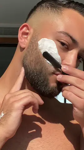 Sephora squad day 2 ✨get ready with me✨ simple and glowy is todays vibe #boymakeup #boysinmakeup #boymakeuptutorial #beardline #beardlineup #straightrazor #gay #beautyroutine