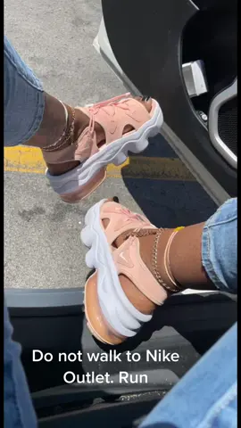 Let me put yall on right quick #healthadepopit #fyp #grwm #nike #summ #cutesandals #fashiontiktok