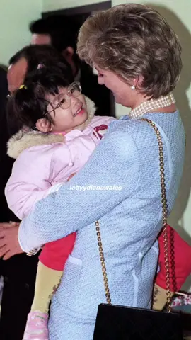 Queen of peoples heart 🥺 #princessdiana #ladydiana #fyp  #viral