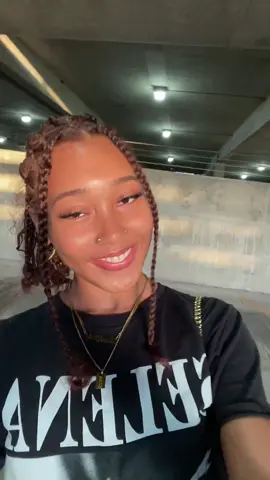 #garagepics #sunsetlight #fypシ #knotlessboxbraids #naturalgoddessbraids