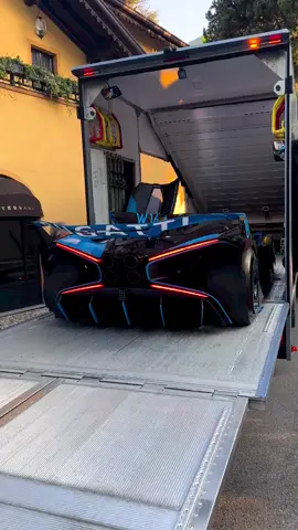 $5m Bugatti Bolide track hypercar with 1850 hp being delivered!! #bugatti #bolide #hypercar 🎥 @thetfjj