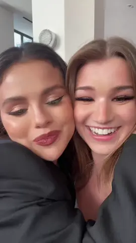 LIFE CANT BE REAL SHES THE NICEST PERSON IVE EVER MET thank you so much @Rare Beauty @Selena Gomez