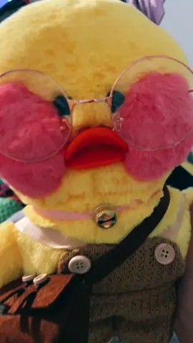 #paperanimals #paperduck #paperanimal #papercow #fyp #papercrafts #coolthings #paperducknameidea