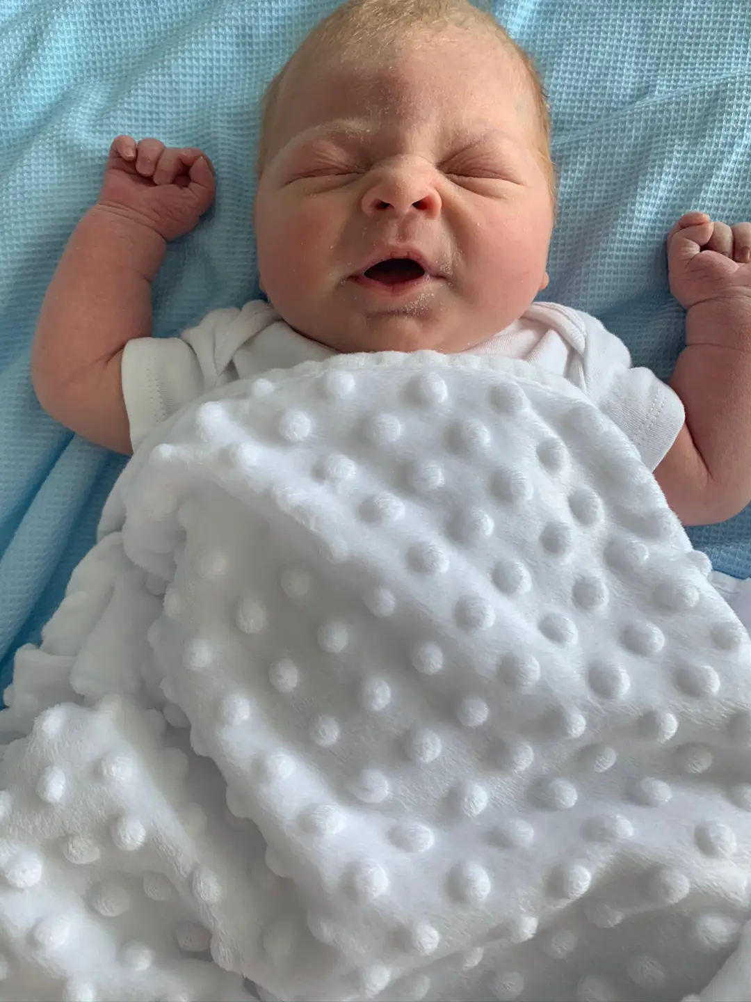 Reminiscing baby bertie 👶 cant belive he’s going to be a big brother 💙 #baby #babypics #newborn #memories #babiesoftiktok #fyp #foryou #mumlife #mumsoftiktok #happy #pregnant