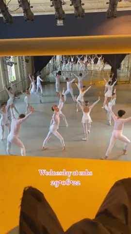 Nearly showtime🙀 #foryou #minivlog #Vlog #dayinmylife #ITriedItIPrimedIt #PerfectPartner #london #wednesday #ballet #ballerina #finalweek #enbs #englishnationalballetskl