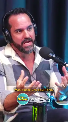 Mulheres, “O Homem quando quer, ele assume rápido!” Pronto, postei e saí correndo! 😂😅 Convidado: @orafaelcobra no @papomilgrauoficial 🥳! @estudiokortacena #podcast #relacionamento #papomilgrau
