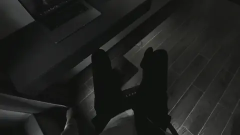 لم تَعد ، ولم اعُد ، ولم نَعُد 🖤                               .#اكسبلور #عبارات_حزينه💔  #فخامة #موضة #ستايل #رسمي #بدلة #تسجيل_دخول_فخم #عبارات #توماس_شيلبي #ستوريات_حزين #لابتوب #طاولة #فلاتر #viral #fyp #تصوير_بطيء