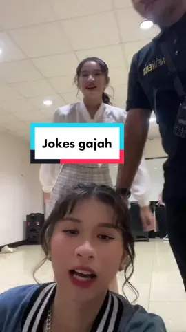 Pelajaran kelas univ ka @eetasoy @chikajkt48 @asheljkt48