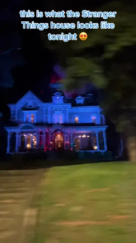probs to the people who live here… yall killed it 👏👏👏 #StrangerThings4 #StrangerThings #StrangerThings4Vol2 #StrangerThingsHouse