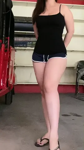 Kahit wala filter basta may sunlight pa sobrang nakakaputi #fyp #curvy #70kg